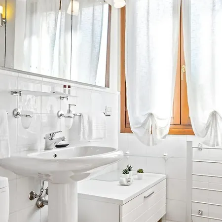 Countryside In San Lazzaro Appartement *